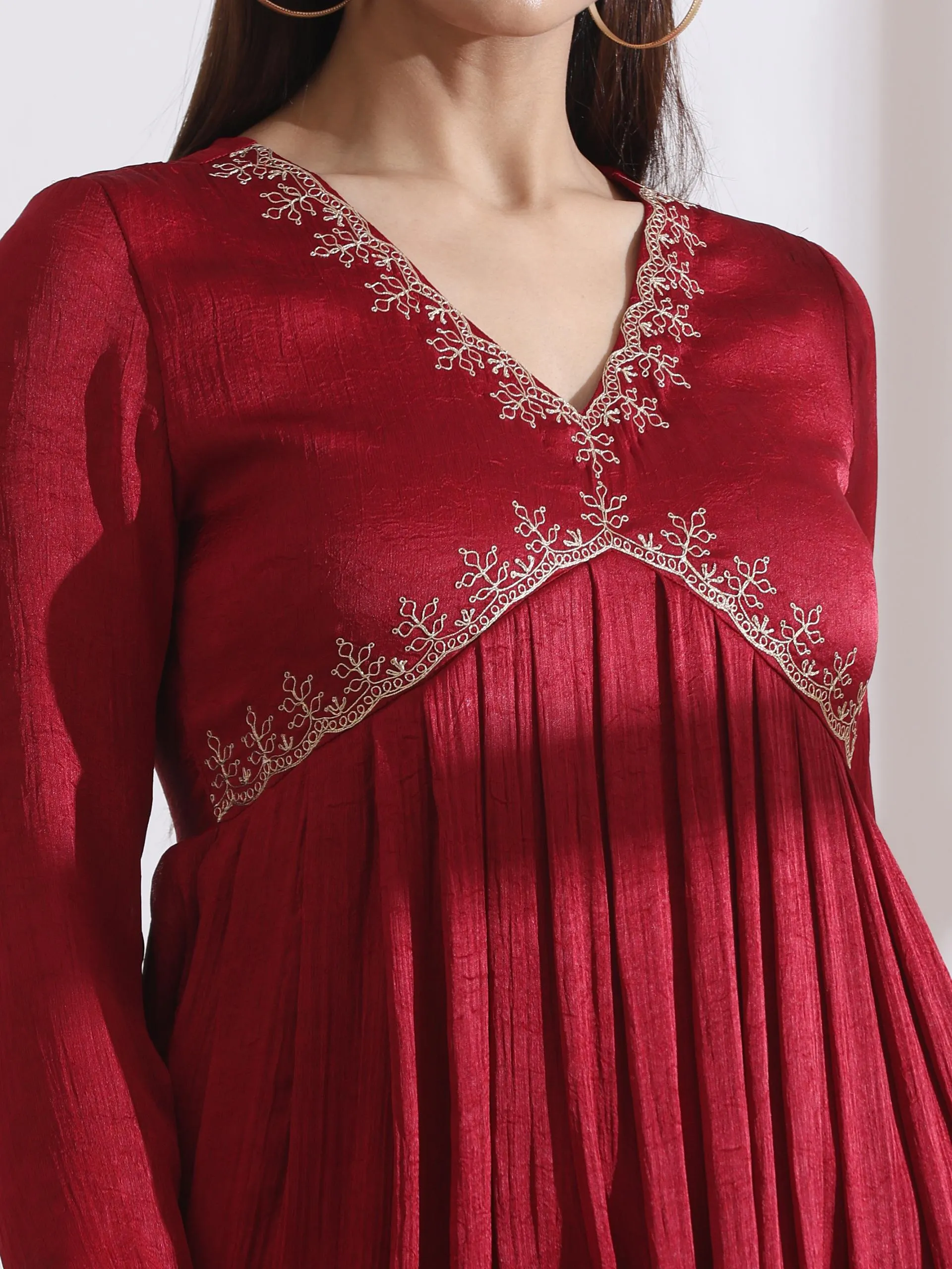 3 Pc Set - Dual Shade Maroon Butter Chiffon With High Slit And Embroidery With Matching Pants And Dupatta
