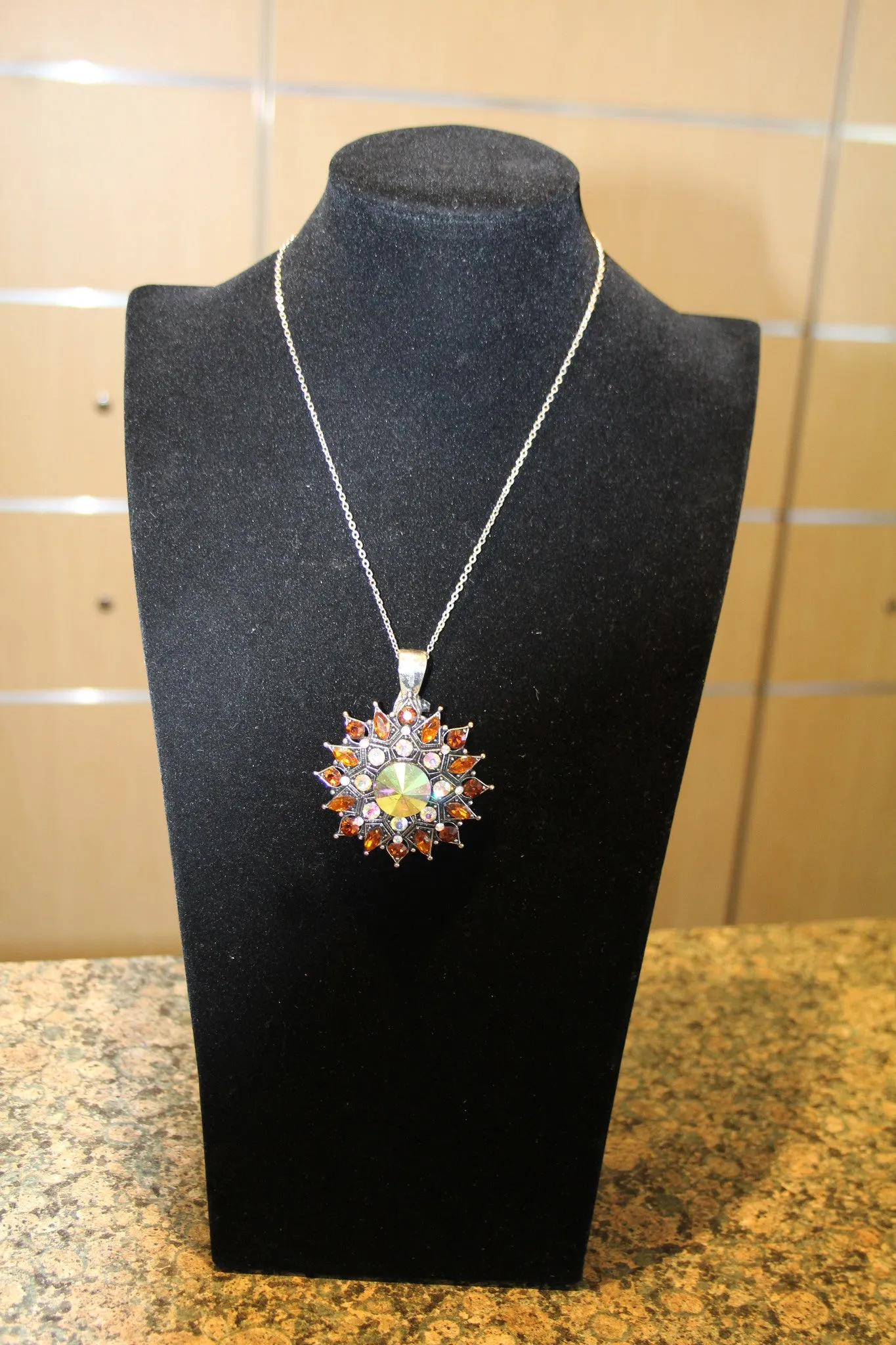 ADO | Embellished Starburst Pendant Brown