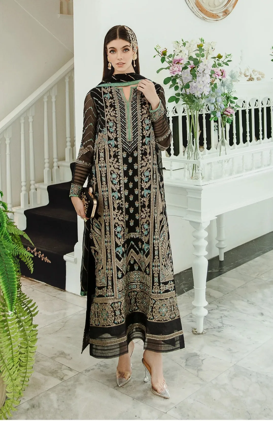 ARIYA | SW23-507- BLACK- IMAN- FREESIA