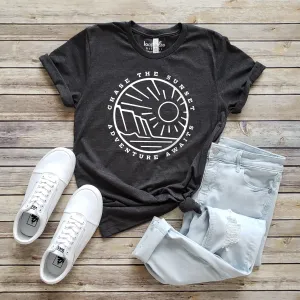 CHASE THE SUNSET TEE
