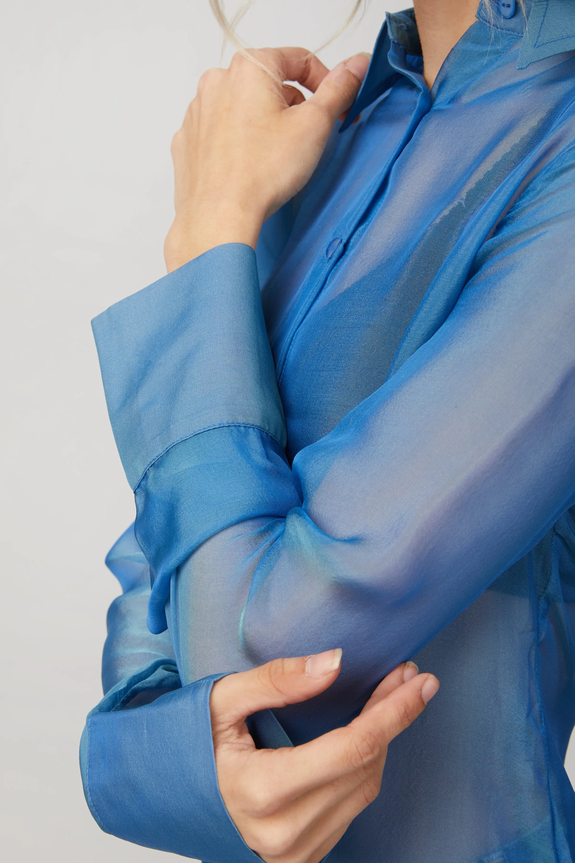 CHIFFON SLIM SHIRT