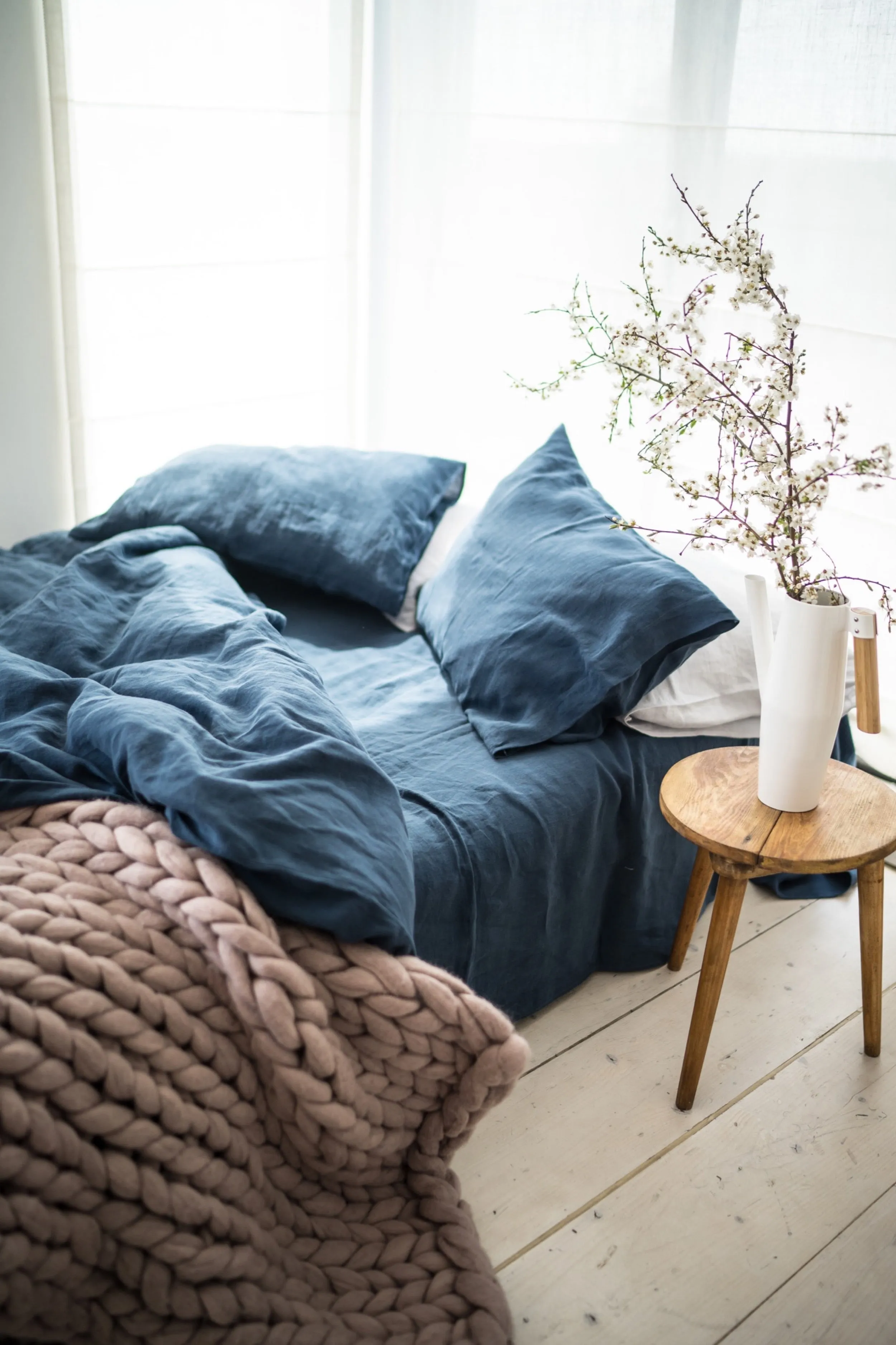 Coconut Buttons Duvet Cover and Pillowcases Set - Dark Blue