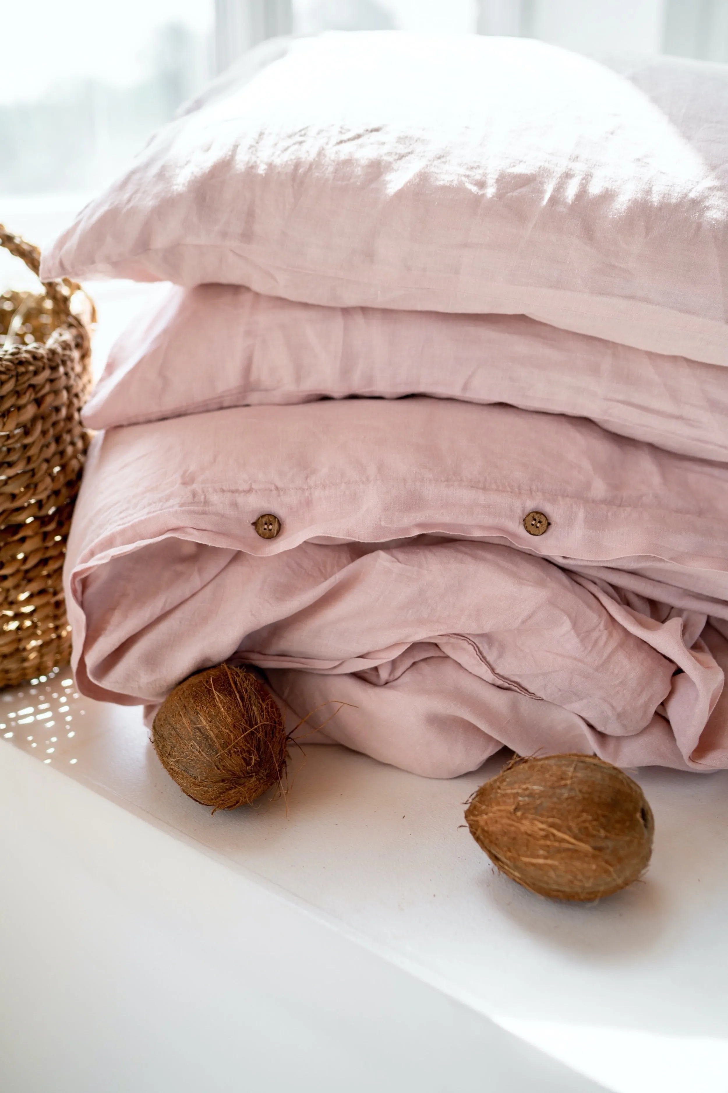Coconut Buttons Duvet Cover and Pillowcases Set - Pink