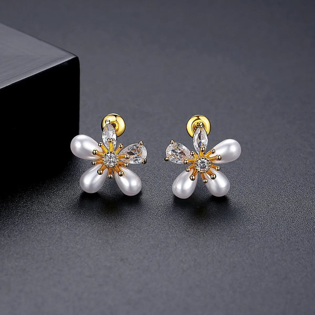 Crystal & Pearl 18K Gold-Plated Flower Stud Earrings