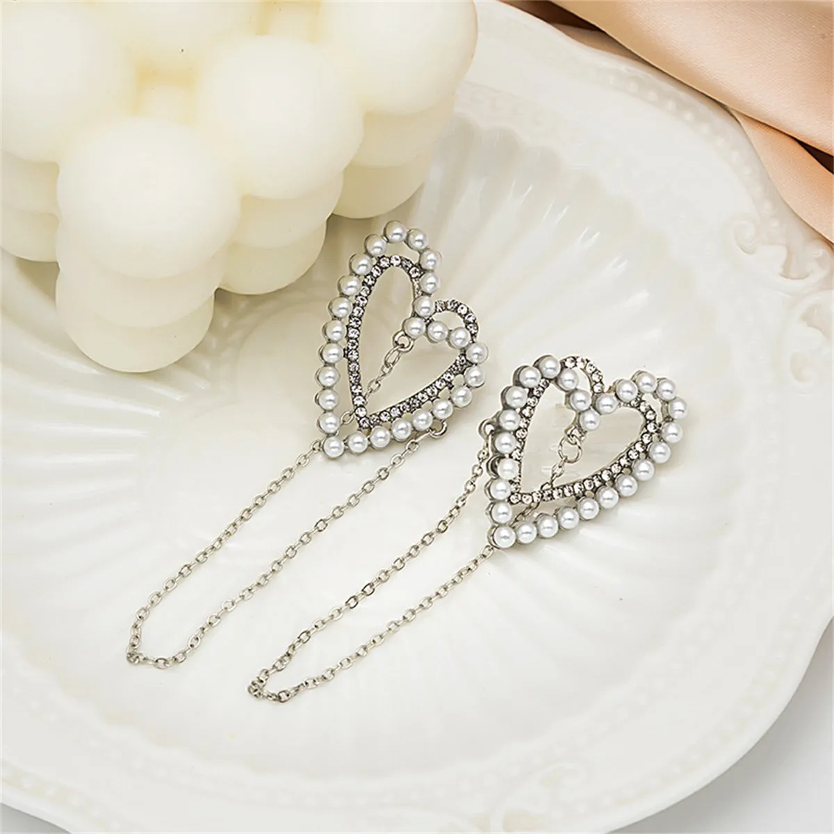 Cubic Zirconia & Pearl Silver-Plated Heart Chain Drop Earring
