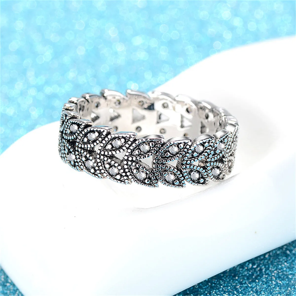 Cubic Zirconia & Silver-Plated Leaves Band Ring