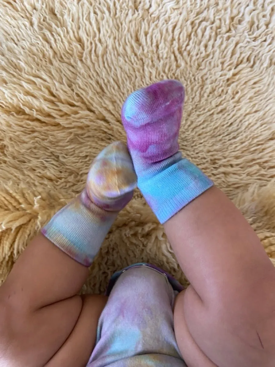 Hand Dyed Bamboo Socks (9 colors)