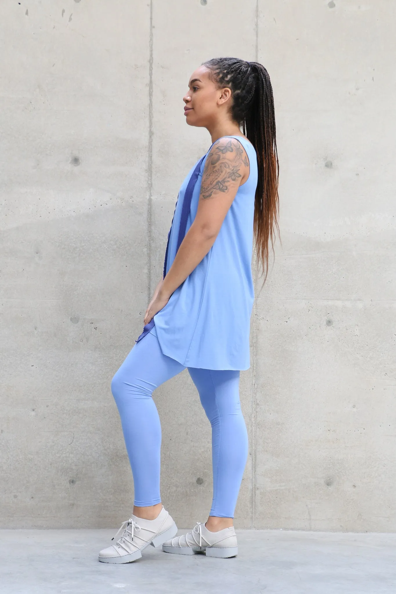 NRK Sleeveless Nar Top (2 Colors)