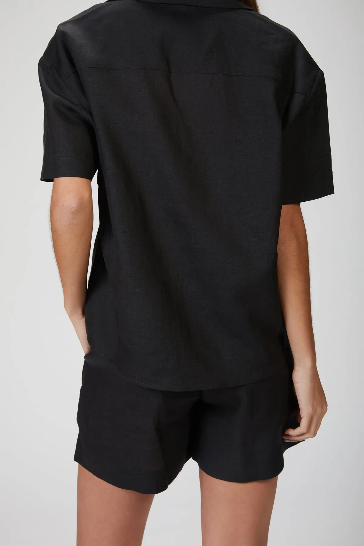 PRAGUE ORGANIC LINEN SHIRT