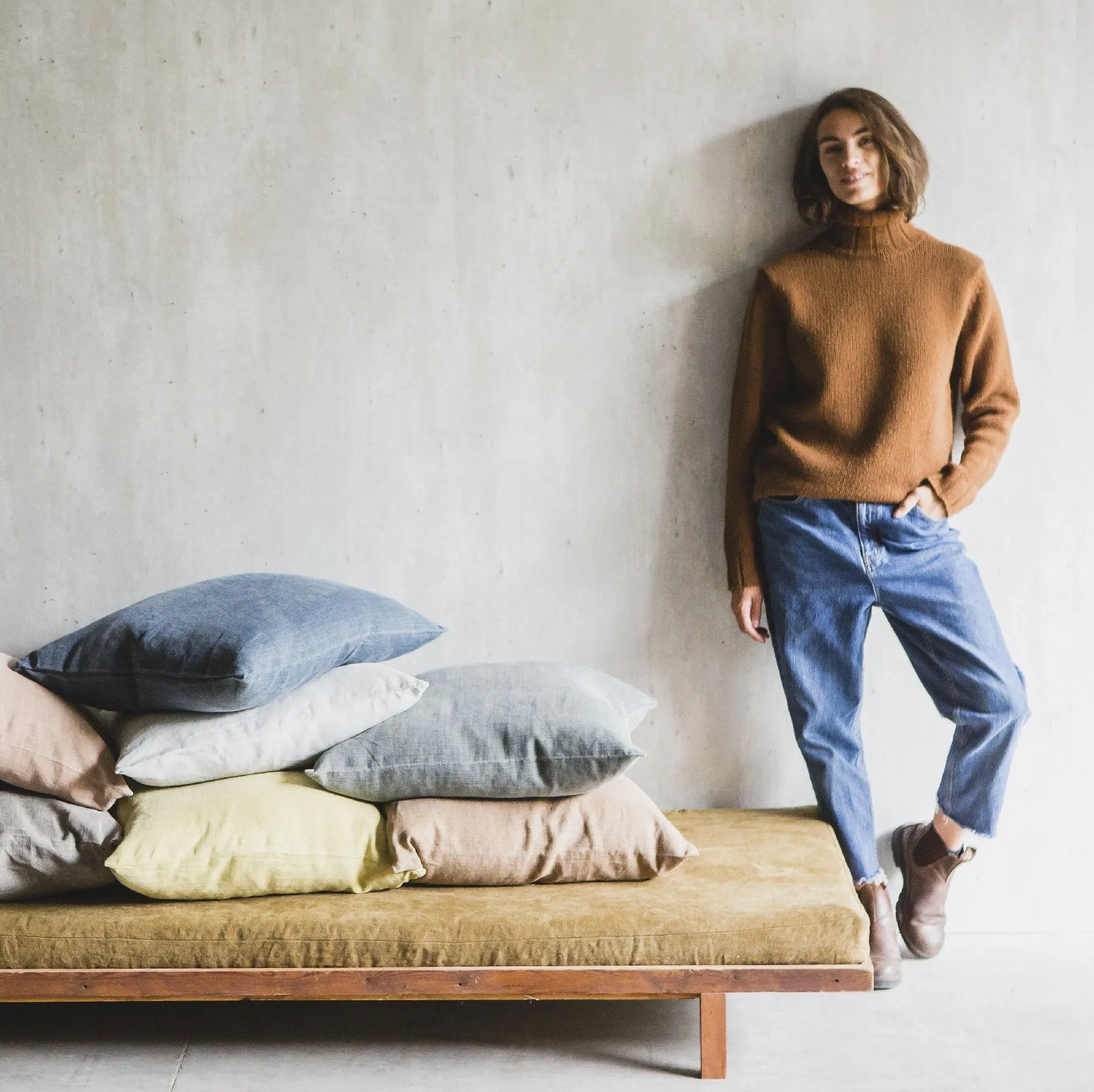 ré pillow cover