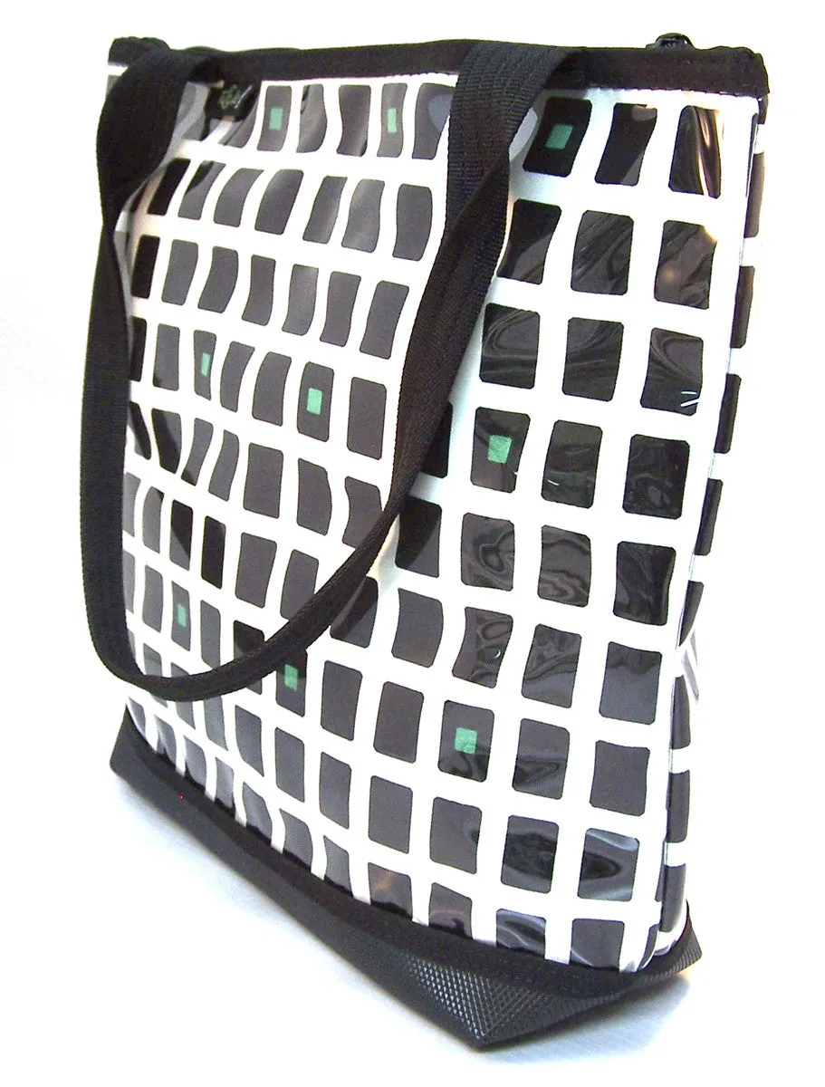 satchel in domino