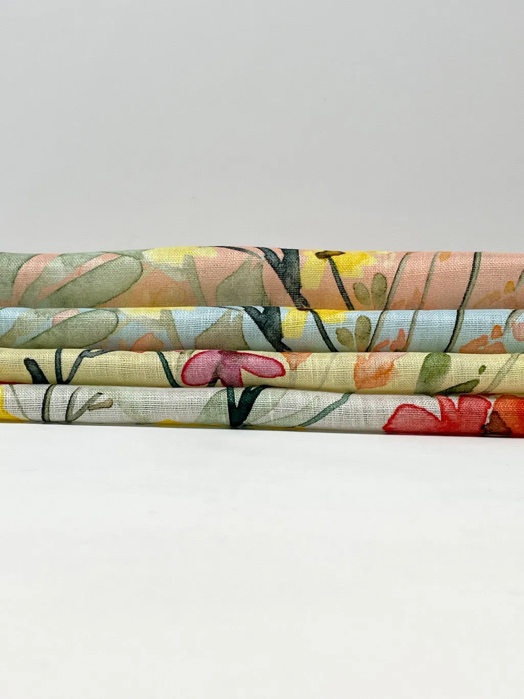 Water Color Floral Light Weight 100% Linen Fabric By The Yard/CL1117