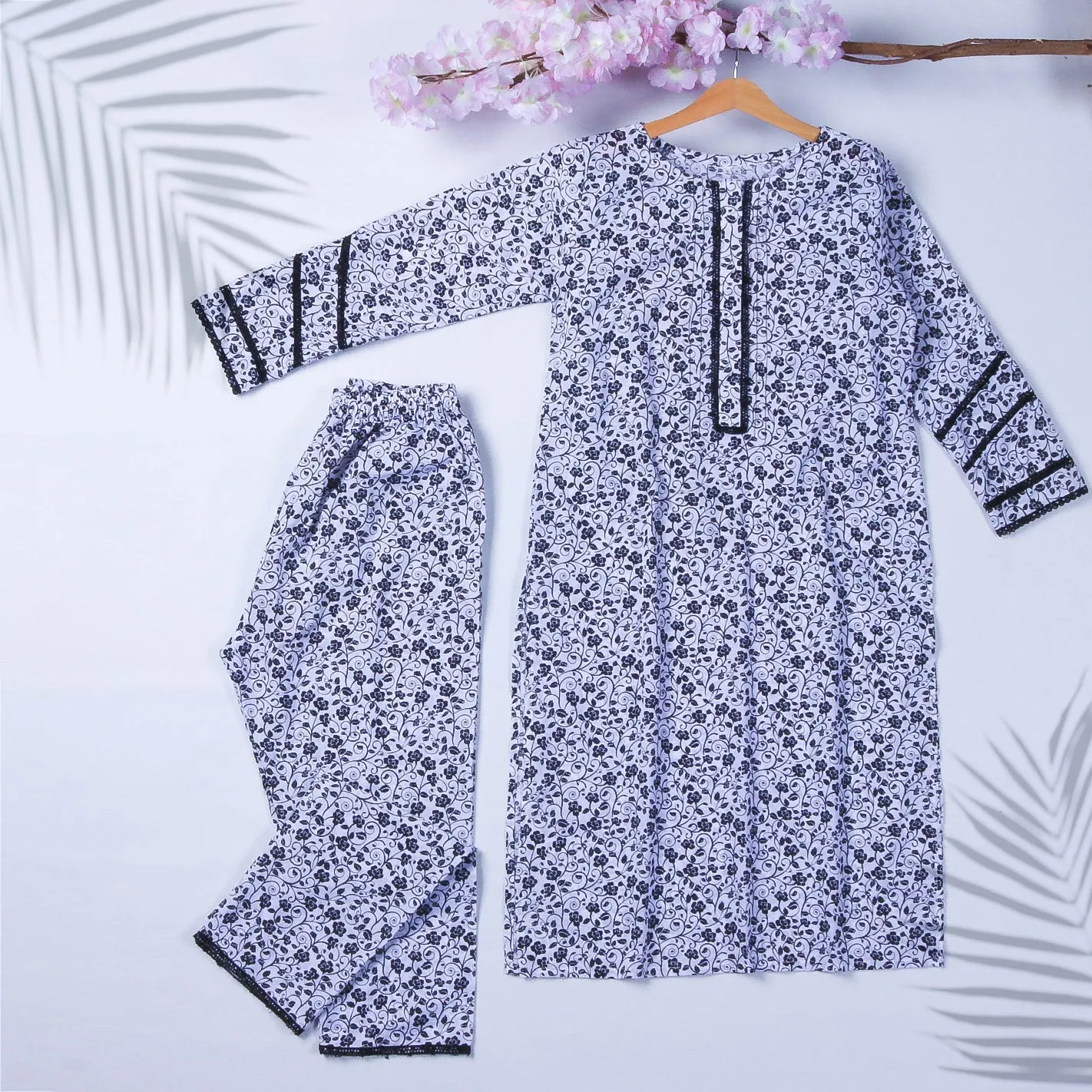 Women's 2Pcs Printed Suit Color White-Black