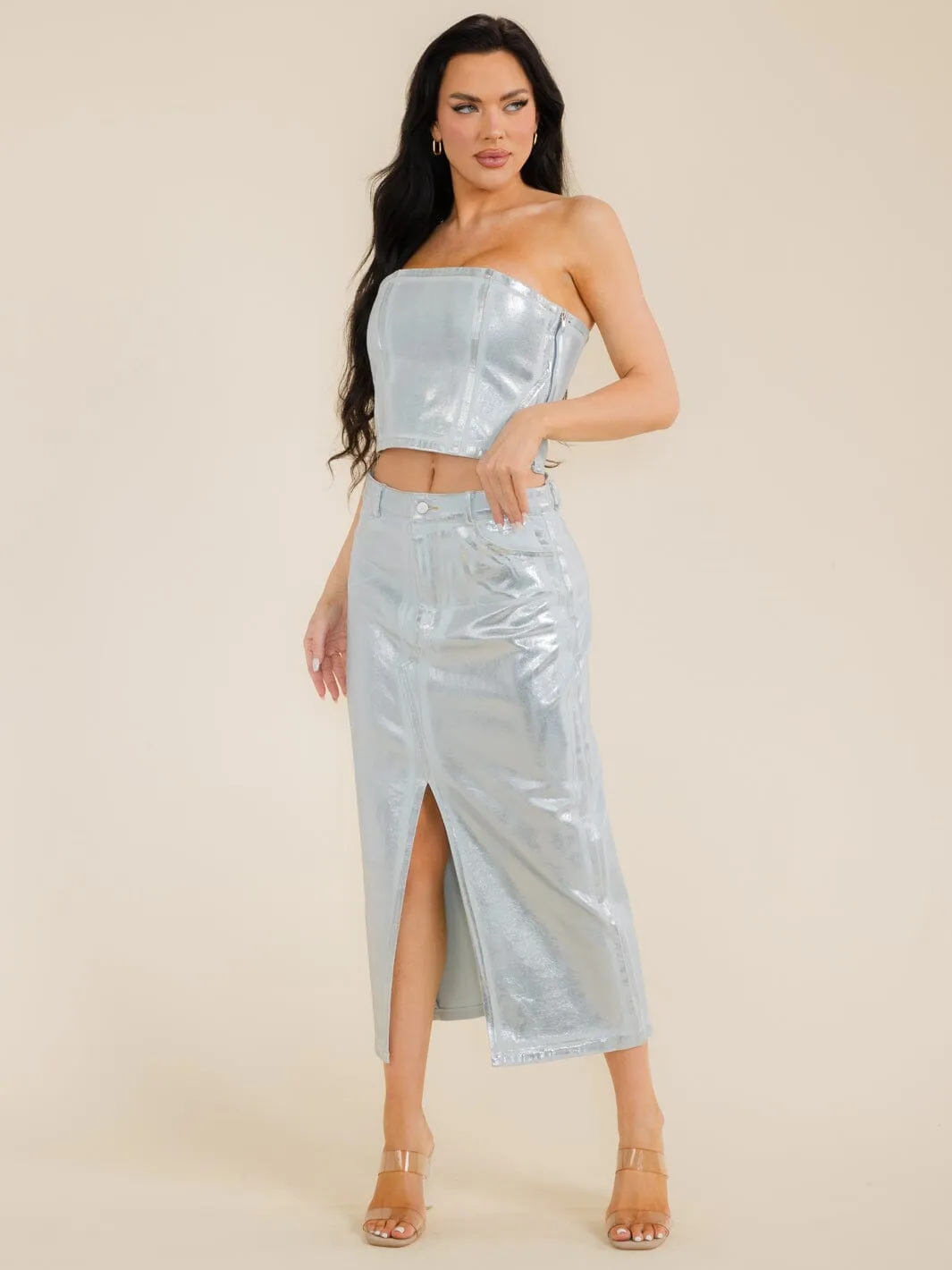 WOMEN'S SLEEVELESS SHIMMER DENIM CROP TOP